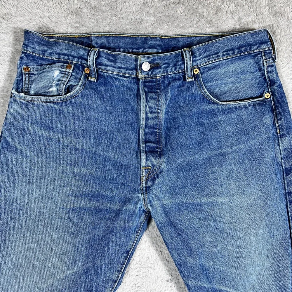 Levis 501 Original Fit Jeans Mens 38x30 Blue Denim Straight Leg Button Fly